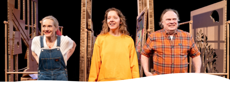 Kom naar de voorstelling ‘Zus van broer’ & praat mee in de ALV